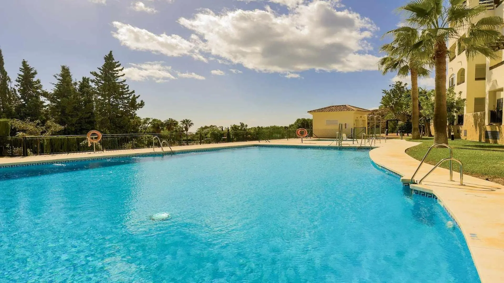 Precioso Atico Cronos Golf Apartment Benalmadena